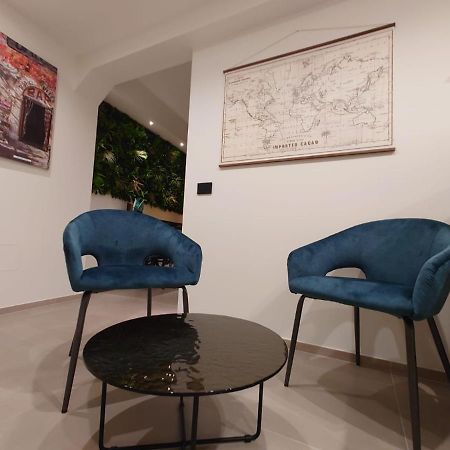 Don Turi - Charming Room Giardini Naxos Εξωτερικό φωτογραφία